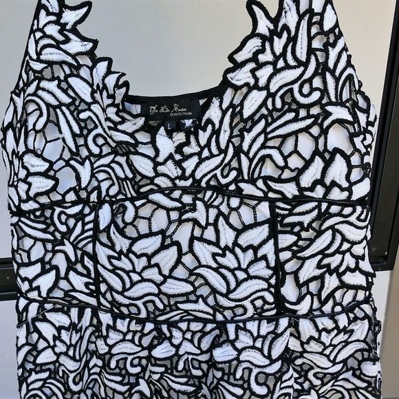 Yu Lin Xuan BnW Floral Lace High Low Dress size L - Picture 12 of 15